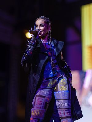 Image post by @myaplanet9 on Instagram