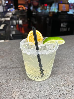 Image post by @daveandbusterskansascity on Instagram