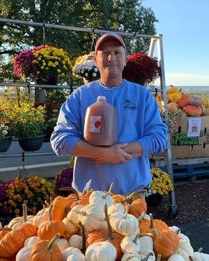 Image post by @Elizabethtown Farmer's Market on Facebook