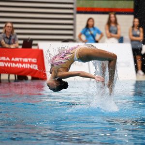 Image post by @usaartisticswimming on Instagram