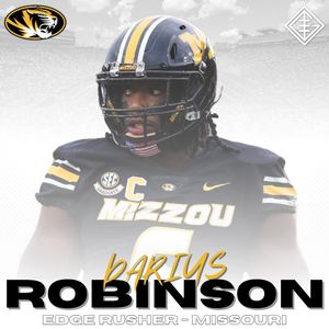 Image post by @gridironobserver on Instagram