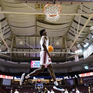 Image post by @cofcbasketball on Instagram