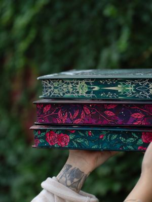 Image post by @fairyloot on Instagram