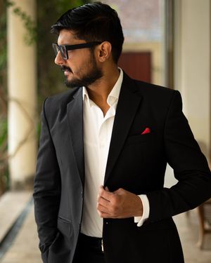 Image post by @malirao on Instagram