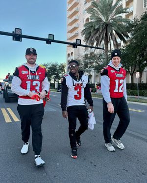 Image post by @jaxsharks on Instagram