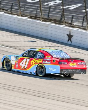 Image post by @texasmotorspeedway on Facebook