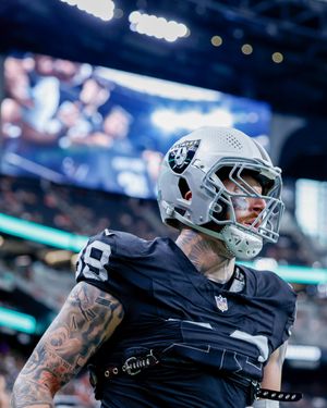 Image post by @raiders on Instagram