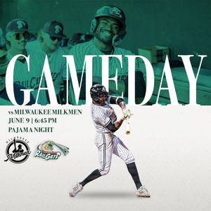 Image post by @garysouthshorerailcats on Instagram