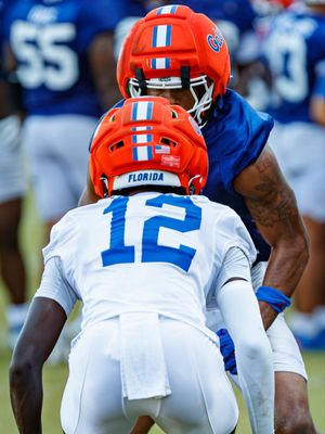 Image post by @GatorsFB on Twitter