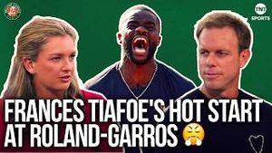 Video post by @nbaontnt on YouTube