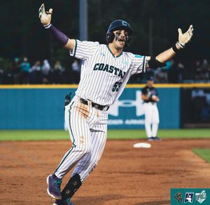 Image post by @CoastalBaseball on Twitter