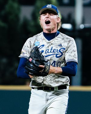 Image post by @ucibsb on Instagram