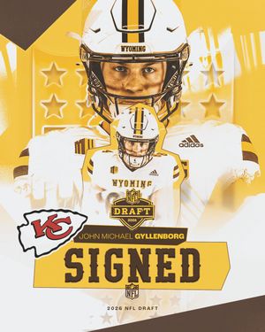 Image post by @wyo_football on Twitter
