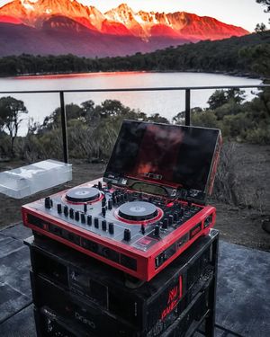 Image post by @awtriphop on Instagram