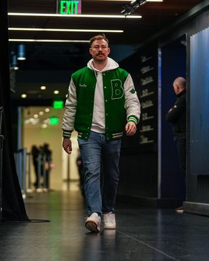 Image post by @seattlekraken on Instagram