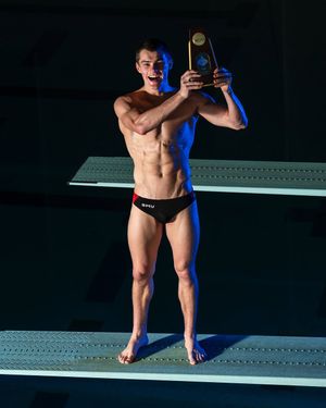 Image post by @smuswimdivem on Instagram