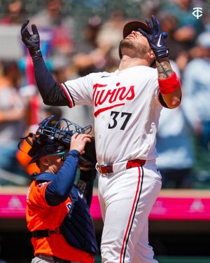 Image post by @Twins on Twitter