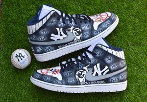 Image post by @neeks_custom_sneaks on Instagram