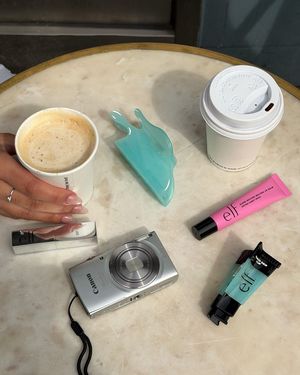 Image post by @elfcosmetics on Instagram