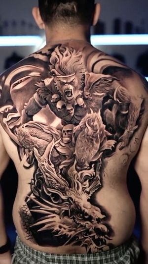 Video post by @skindesigntattoos on Instagram