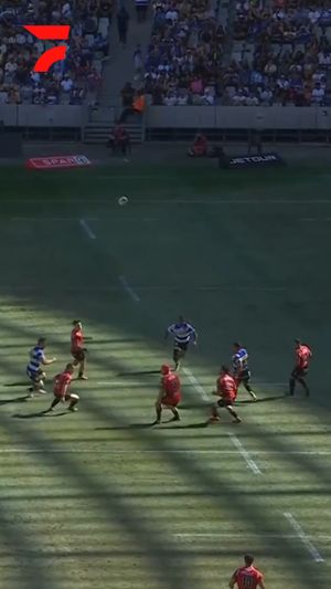 Video post by @FloRugby on Facebook