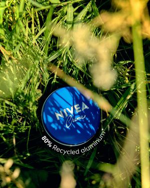 Image post by @niveausa on Instagram