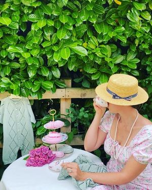 Image post by @elizabethshirleylondon on Instagram