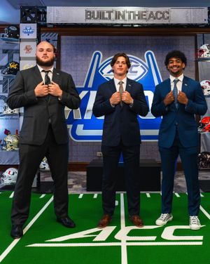 Image post by @pitt_fb on Instagram