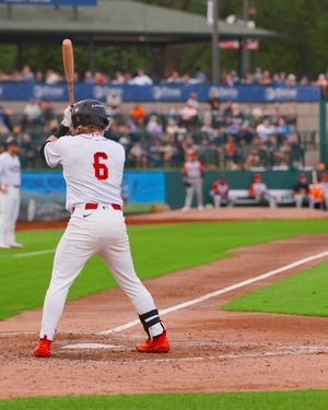Image post by @greatlakesloons on Instagram