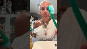 Video post by @shop.with.caroline on YouTube