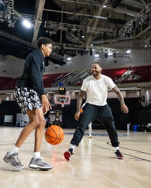 Image post by @carmeloanthony on Instagram