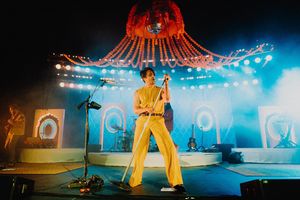 Image post by @youngthegiant on Instagram