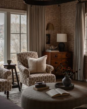 Image post by @shoppeamberinteriors on Instagram