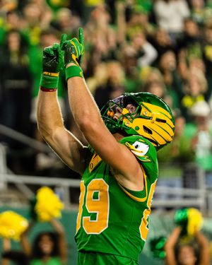 Image post by @oregonfootball on Instagram