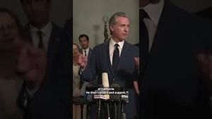 Video post by @kmphfox26 on YouTube