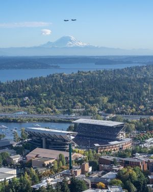 Image post by @visitseattle on Instagram