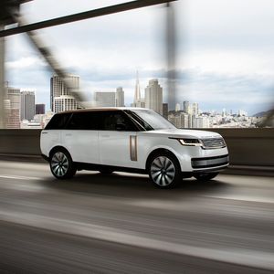 Image post by @landroverusa on Instagram