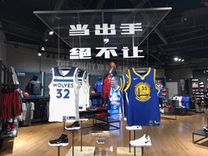 Image post by @NBCSWarriors on Twitter