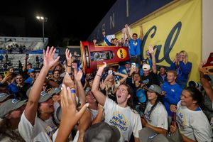 Image post by @uclawaterpolo on Instagram