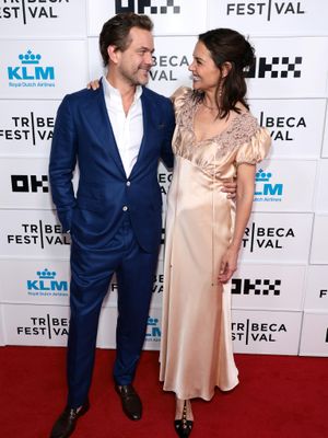 Image post by @extratv on Instagram