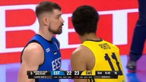 Video post by @swebasketball on Facebook