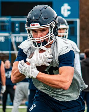 Image post by @ithacabomberfb on Instagram