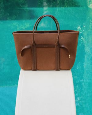 Image post by @loropiana on Instagram