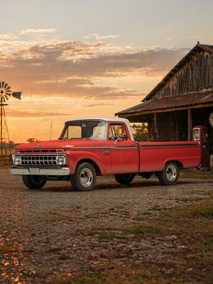Image post by @barrett_jackson on Instagram