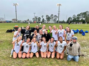 Image post by @ilhsgirlssoccer on Instagram