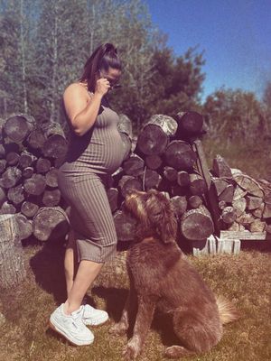 Image post by @kimklavel on Instagram