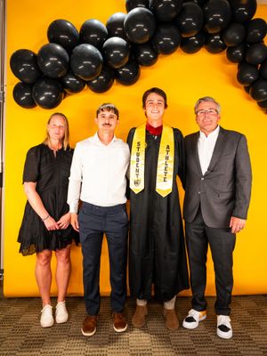 Image post by @vcumtennis on Instagram