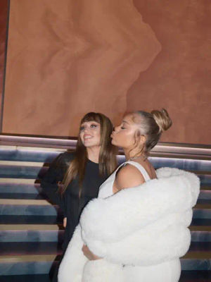 Image post by @glamourmag on TikTok
