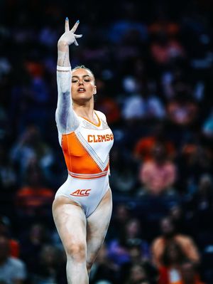 Image post by @emma_malewski on Instagram