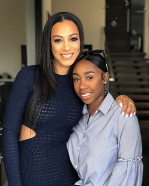 Image post by @angelarye on Instagram